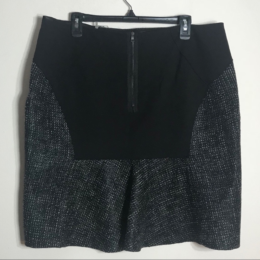 T Tahari Black & White Tweed Skirt Exposed Zipper - Picture 2 of 8